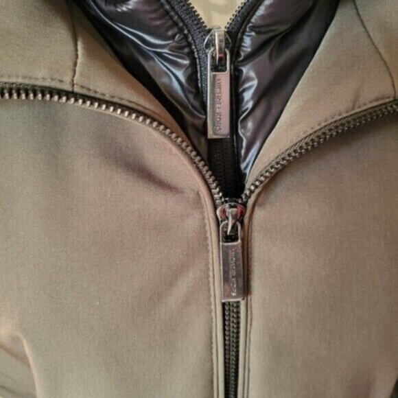 Michael Kors Soft Shell Puffer Hooded Jacket Women's Sz Medium - Picture 9 of 16